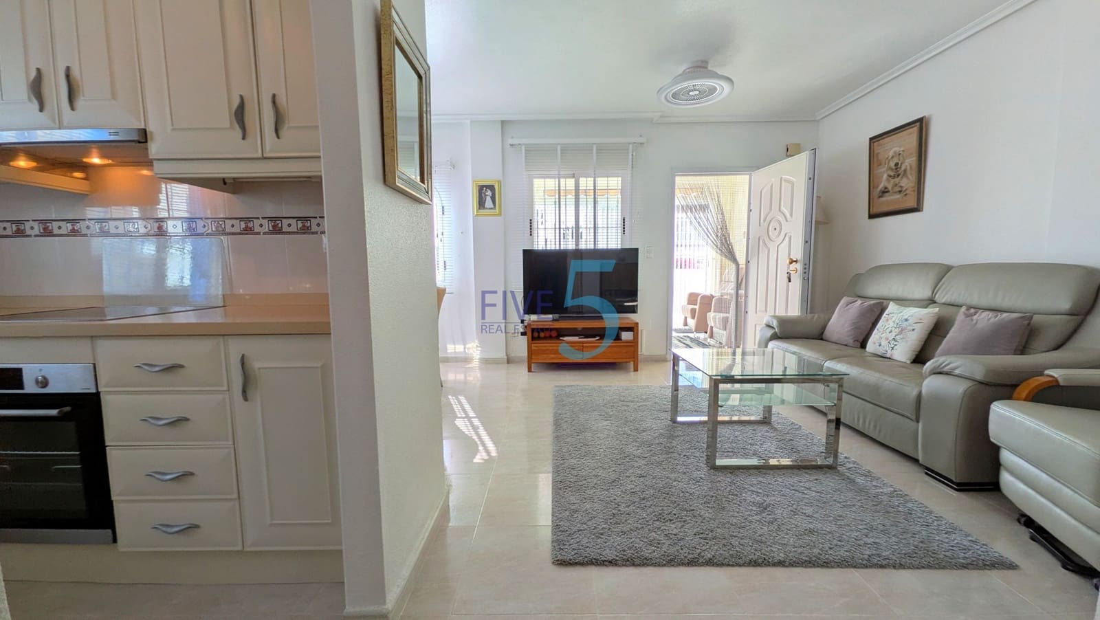 3 bedroom Villa for sale in Daya Vieja with pool garage - € 210,000 (Ref: 10165603)