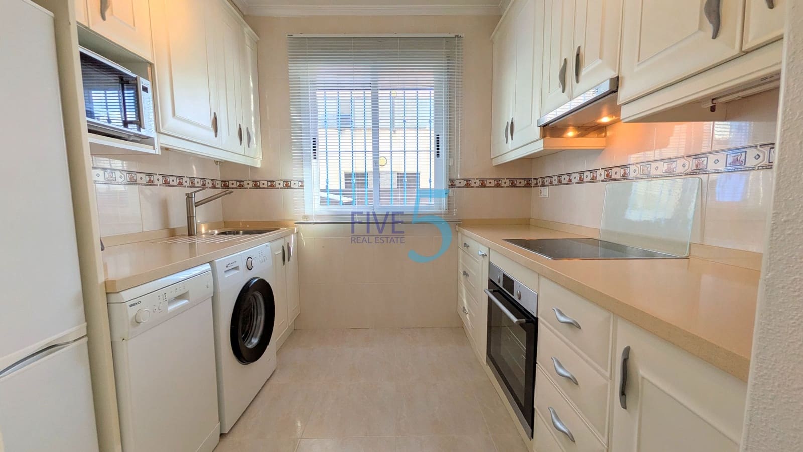 3 bedroom Villa for sale in Daya Vieja with pool garage - € 210,000 (Ref: 10165603)