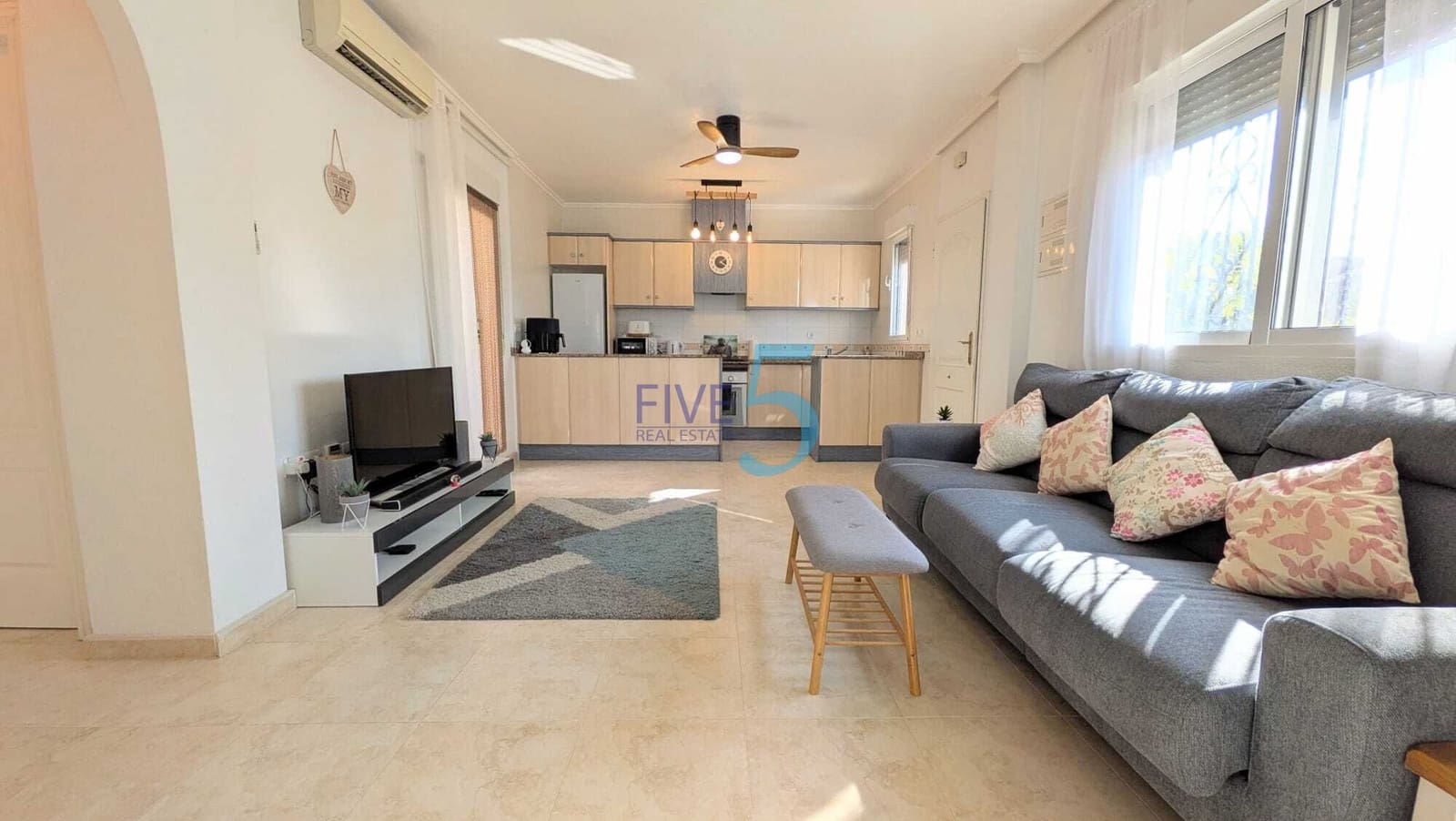 3 soveværelse Villa til salg i Ciudad Quesada med swimmingpool garage - € 225.000 (Ref: 10165859)