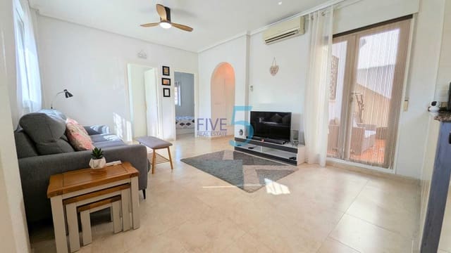 3 soveværelse Villa til salg i Ciudad Quesada, Rojales med swimmingpool garage - € 225.000 (Ref: 10165859)