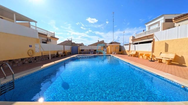 3 soveværelse Villa til salg i Ciudad Quesada, Rojales med swimmingpool garage - € 225.000 (Ref: 10165859)