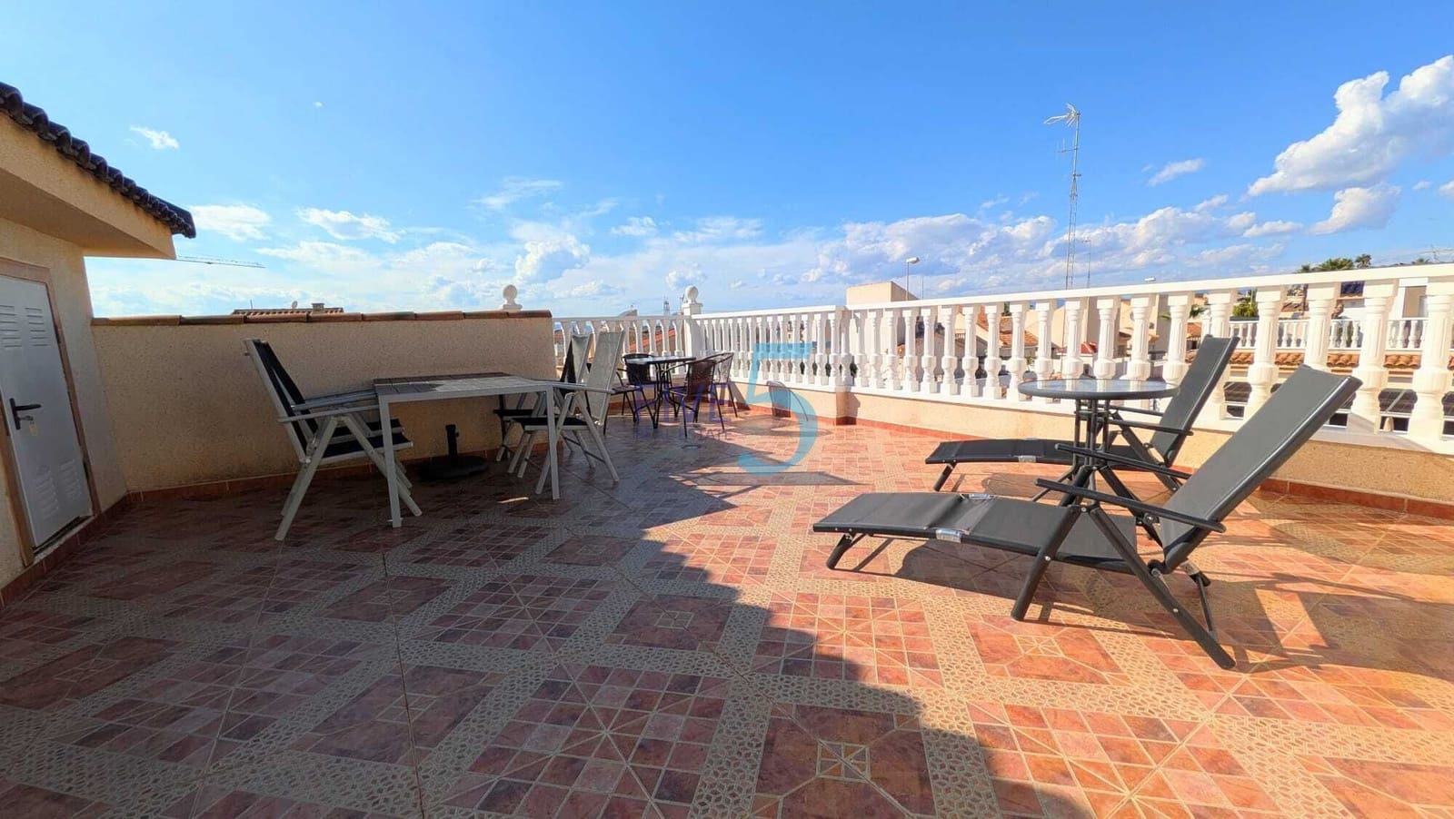 3 soveværelse Villa til salg i Ciudad Quesada med swimmingpool garage - € 225.000 (Ref: 10165859)