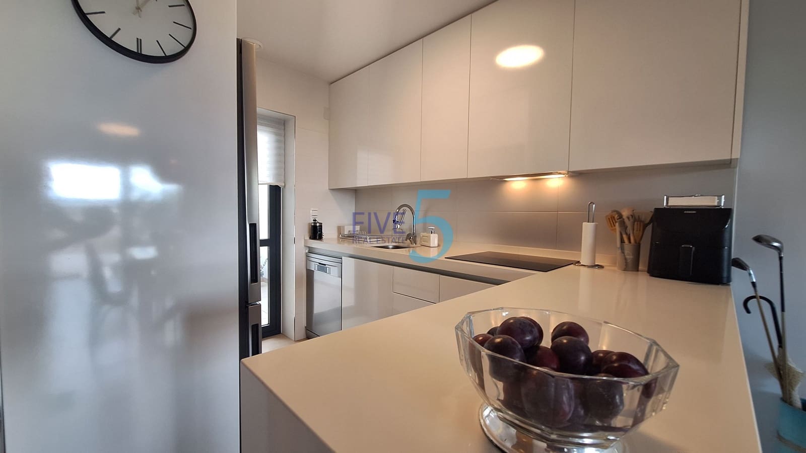3 soveværelse Byhus til salg i Villamartin med swimmingpool garage - € 395.000 (Ref: 10165935)