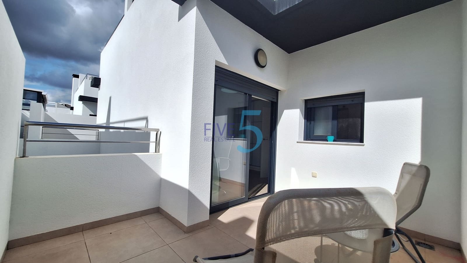 3 soveværelse Byhus til salg i Villamartin med swimmingpool garage - € 395.000 (Ref: 10165935)