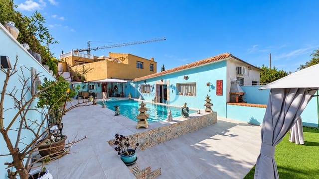5 soveværelse Villa til salg i San Fulgencio med swimmingpool garage - € 550.000 (Ref: 10168881)