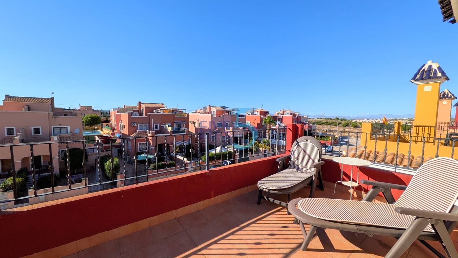 3 soveværelse Villa til salg i Los Montesinos med swimmingpool garage - € 212.000 (Ref: 10169408)