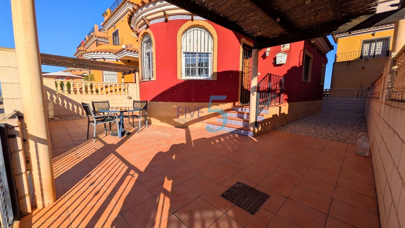 3 soveværelse Villa til salg i Los Montesinos med swimmingpool garage - € 212.000 (Ref: 10169408)