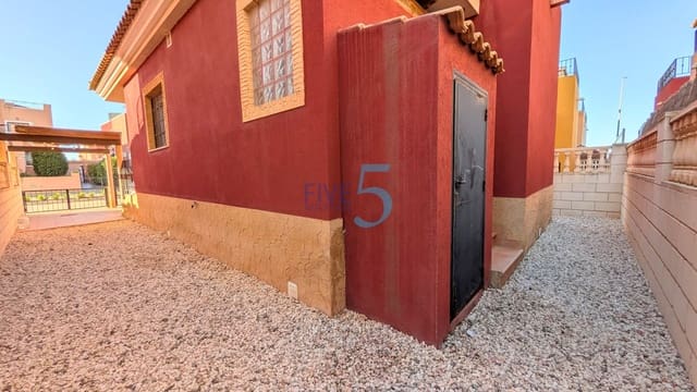 3 soverom Villa til salgs i Los Montesinos med svømmebasseng garasje - € 212 000 (Ref: 10169408)