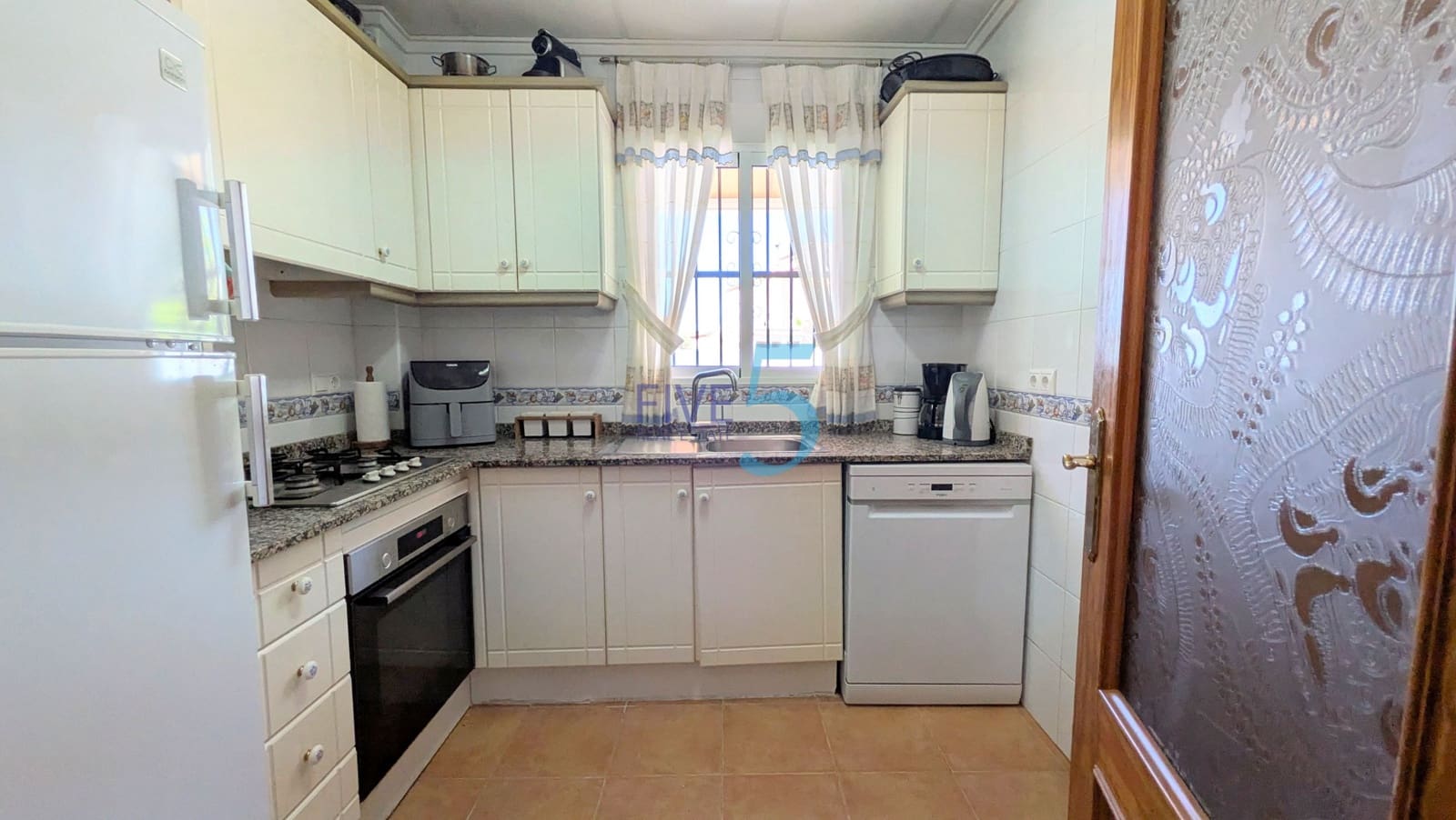 Chalet de 3 habitaciones en Algorfa en venta con piscina garaje - 330.000 € (Ref: 10170288)