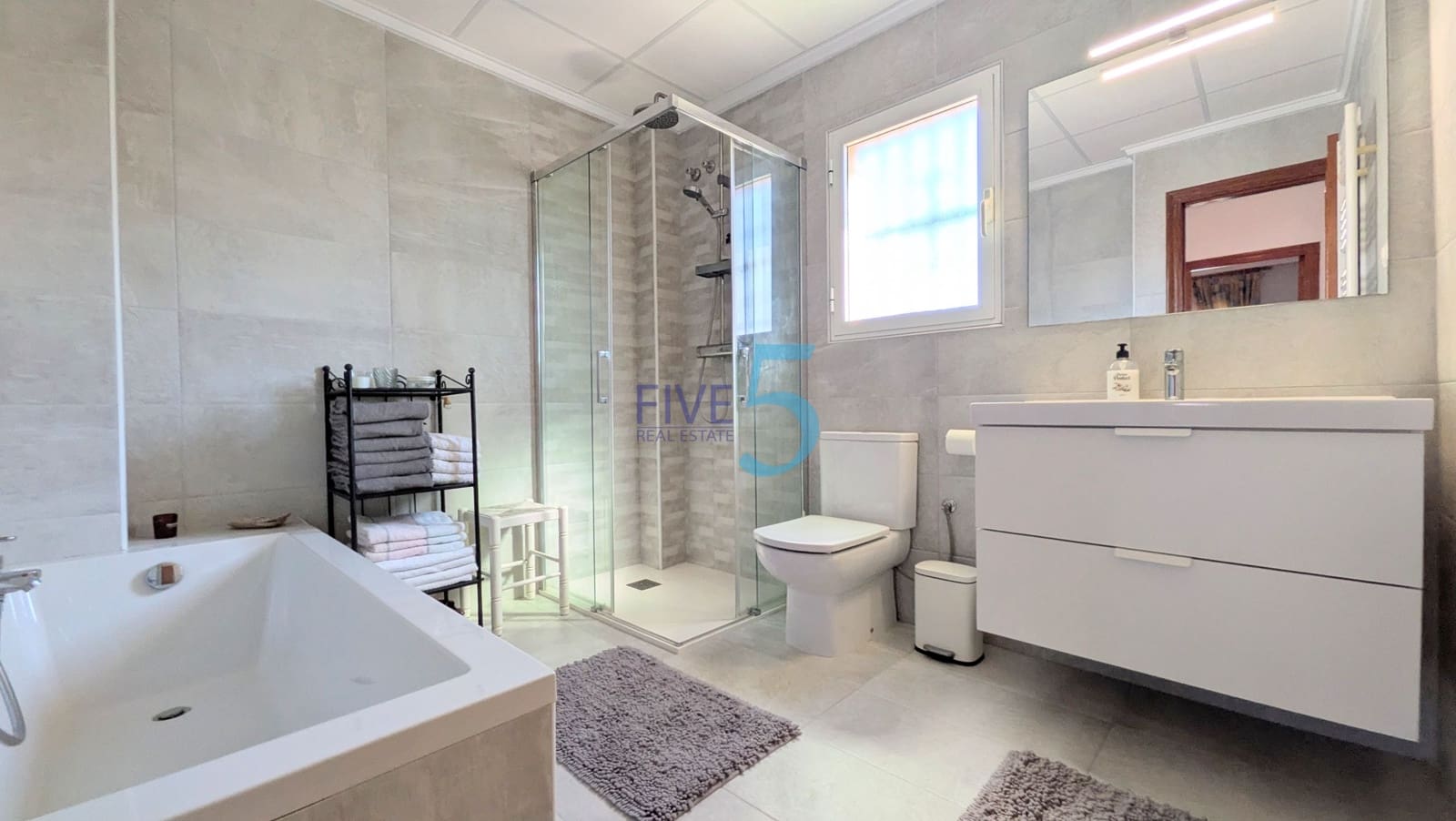 Chalet de 3 habitaciones en Algorfa en venta con piscina garaje - 330.000 € (Ref: 10170288)