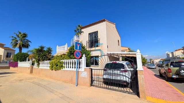 Chalet de 3 habitaciones en Algorfa en venta con piscina garaje - 330.000 € (Ref: 10170288)
