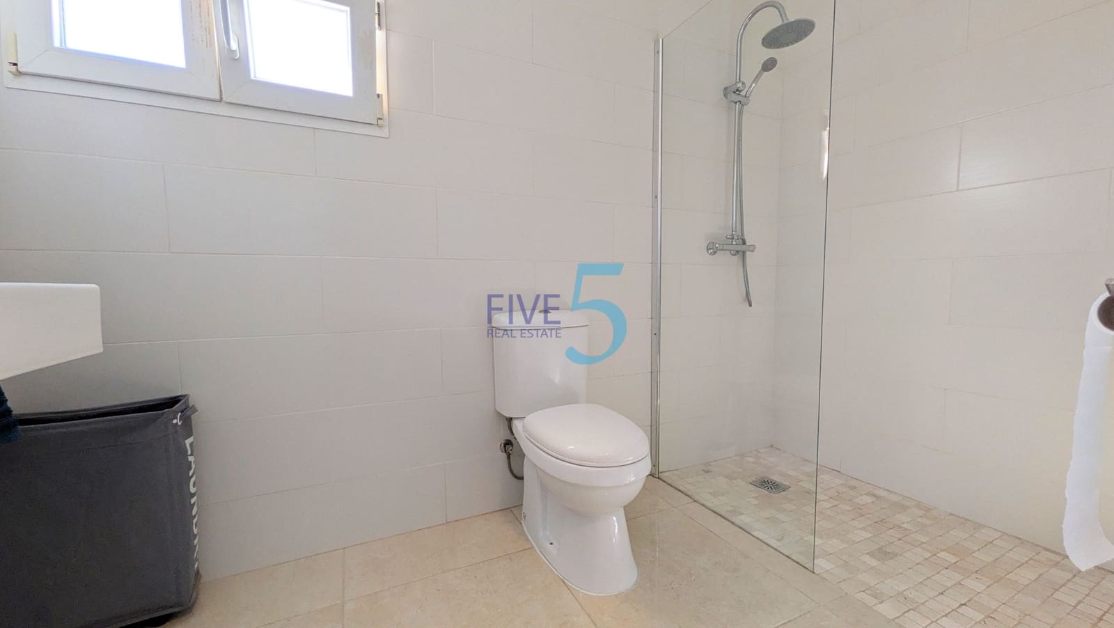 4 sovrum Villa till salu i Torrevieja med pool garage - 399 995 € (Ref: 10174190)