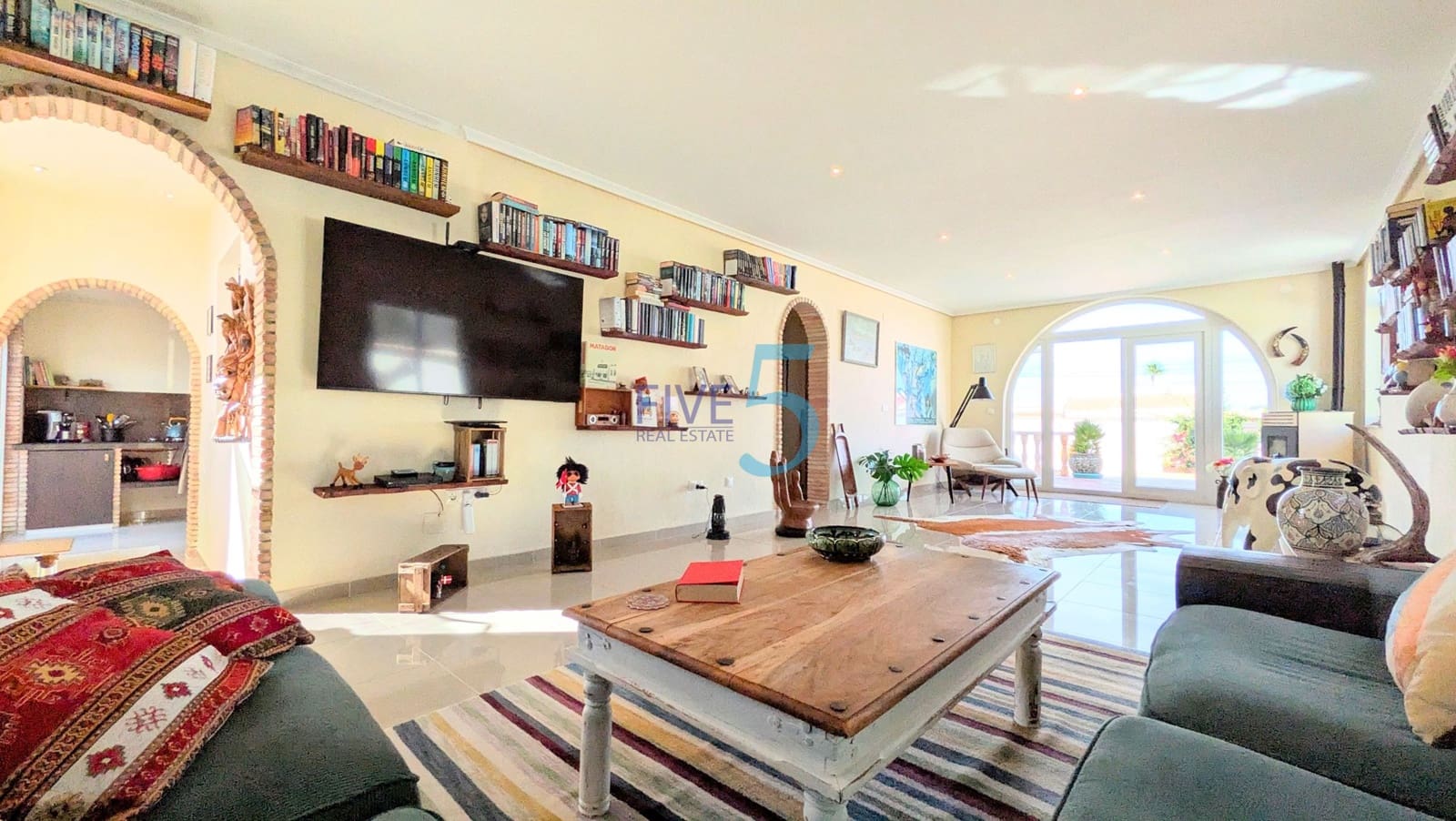 4 sovrum Villa till salu i Torrevieja med pool garage - 399 995 € (Ref: 10174190)
