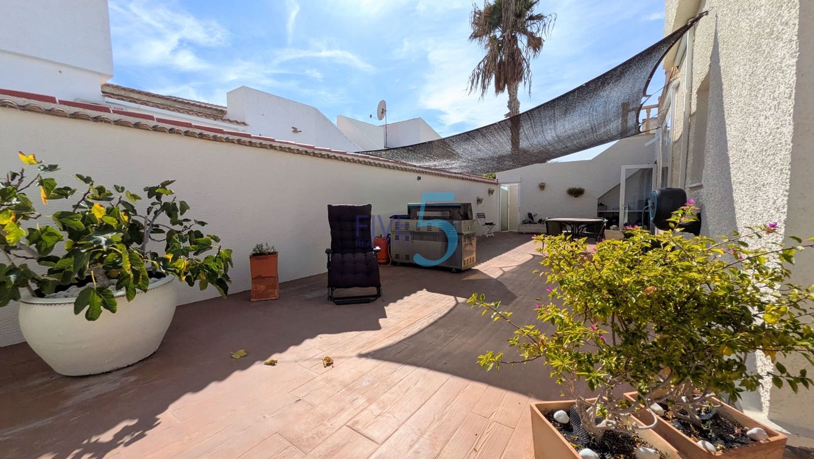 4 sovrum Villa till salu i Torrevieja med pool garage - 399 995 € (Ref: 10174190)