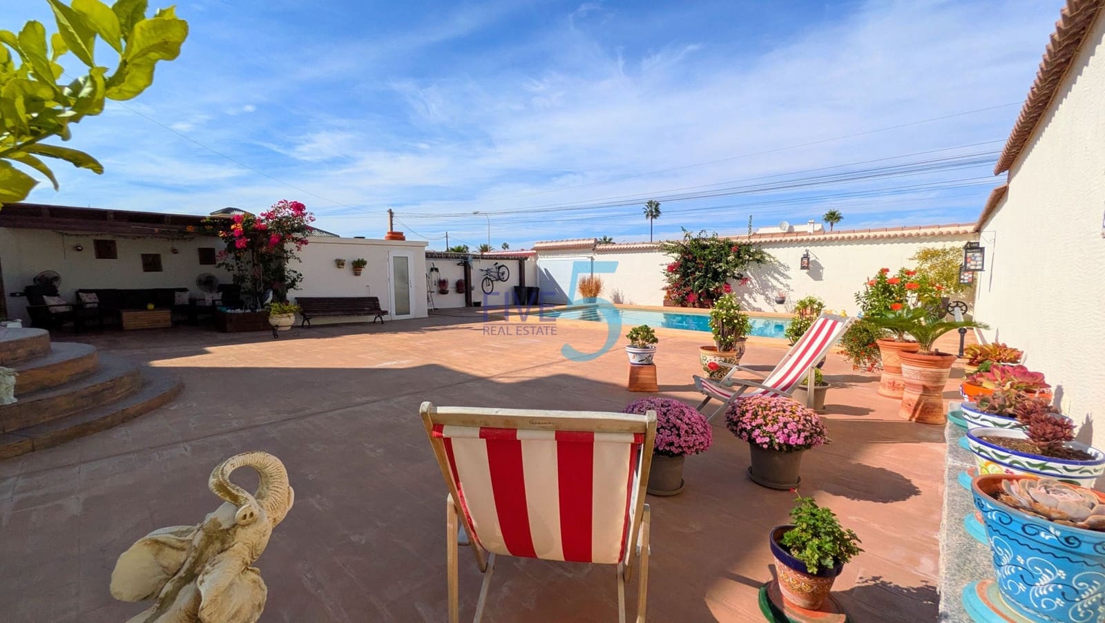 4 sovrum Villa till salu i Torrevieja med pool garage - 399 995 € (Ref: 10174190)