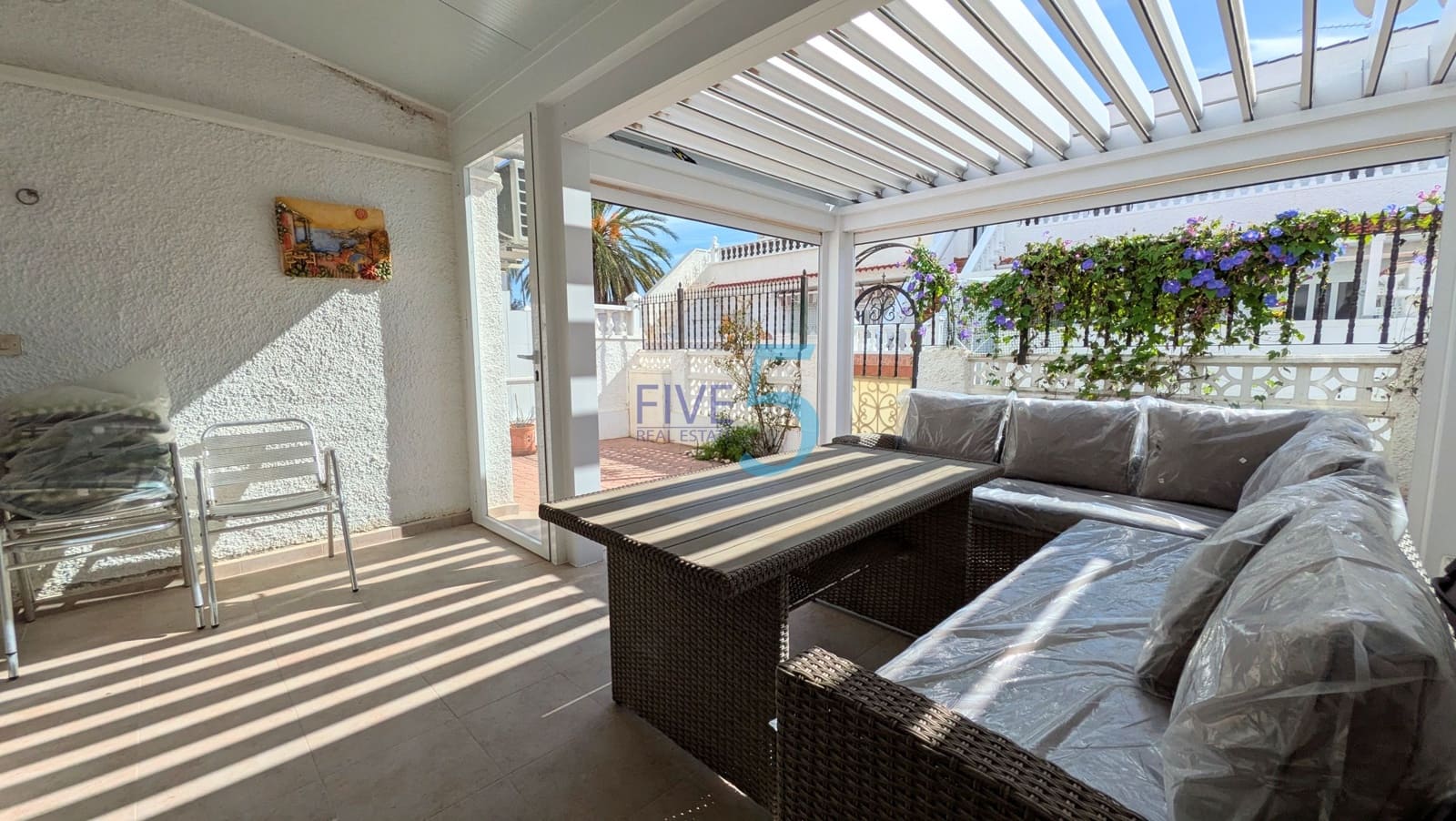 3 soverom Hus til salgs i Torrevieja med svømmebasseng garasje - € 145 000 (Ref: 10174247)