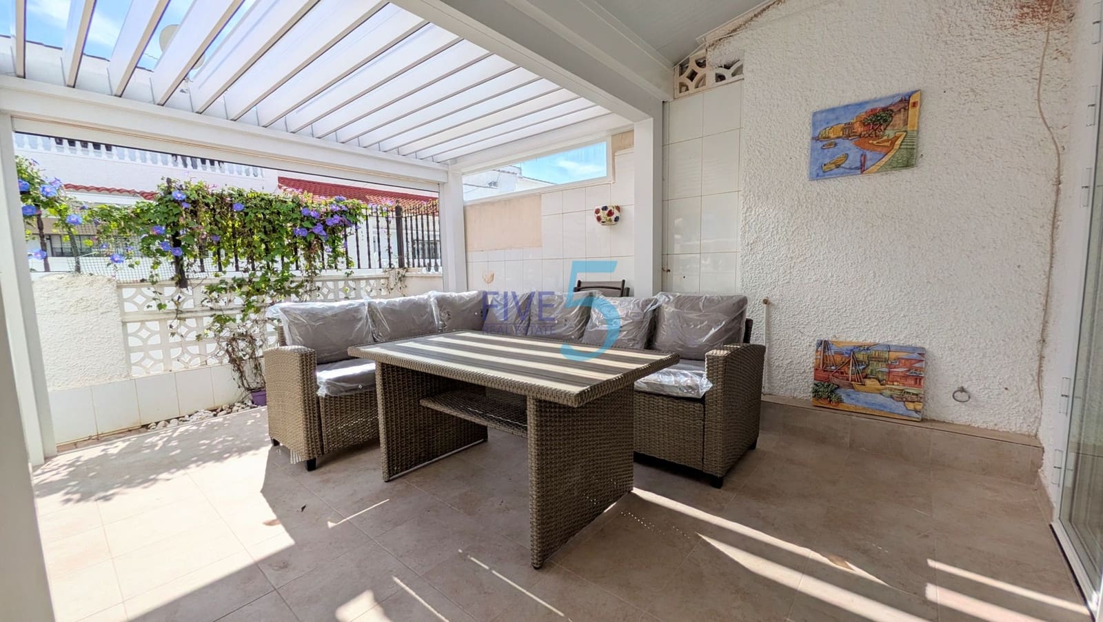 3 soverom Hus til salgs i Torrevieja med svømmebasseng garasje - € 145 000 (Ref: 10174247)