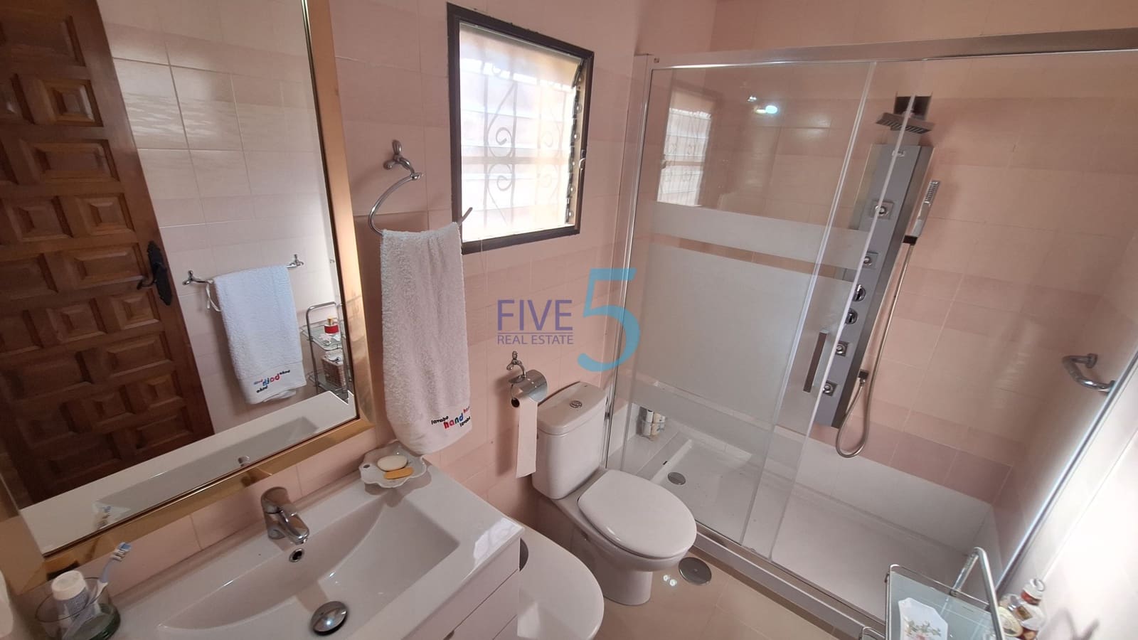 3 chambre Villa/Maison Semi-Mitoyenne à vendre à Guardamar del Segura avec piscine garage - 220 000 € (Ref: 10174248)