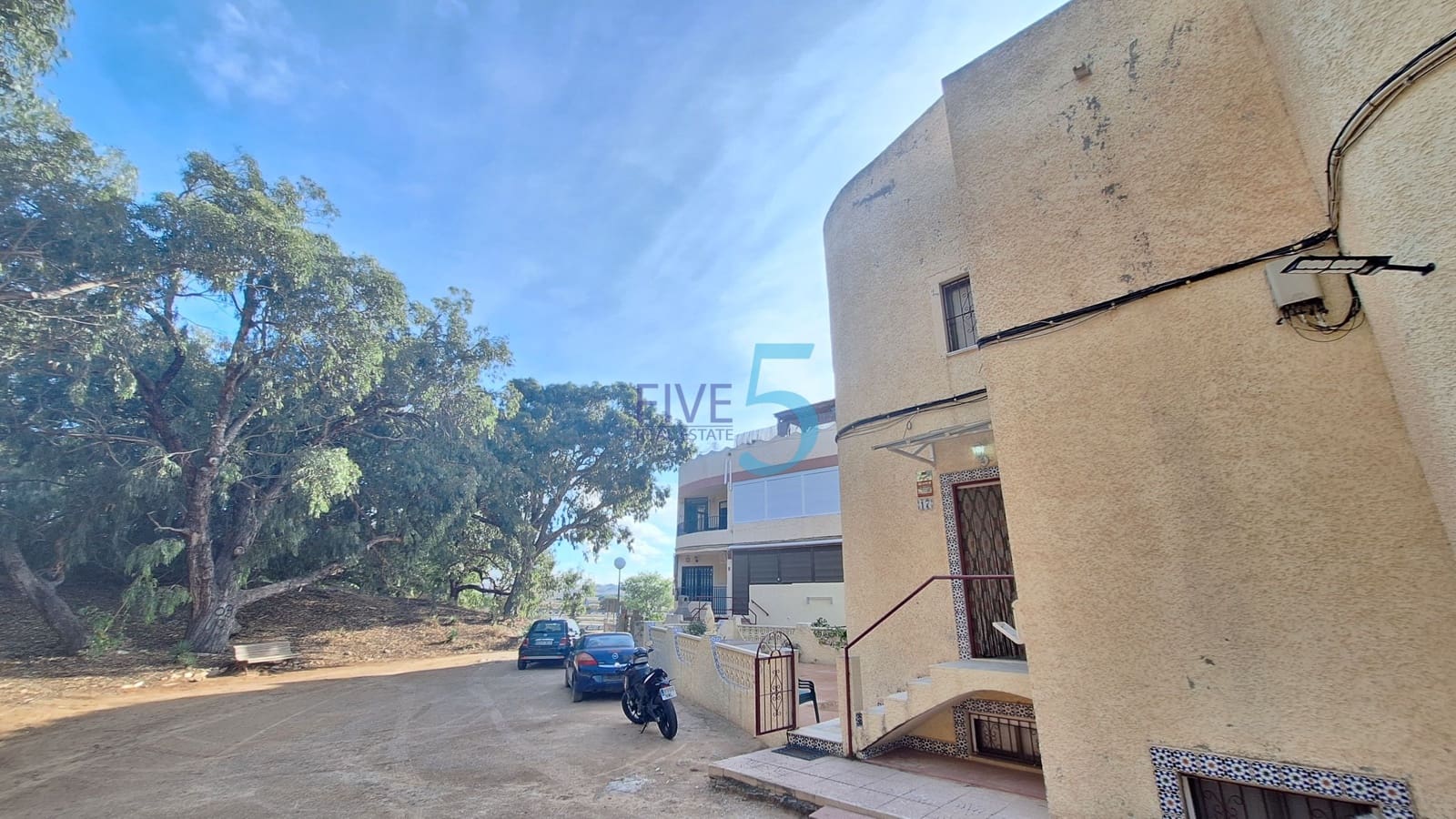 3 chambre Villa/Maison Semi-Mitoyenne à vendre à Guardamar del Segura avec piscine garage - 220 000 € (Ref: 10174248)