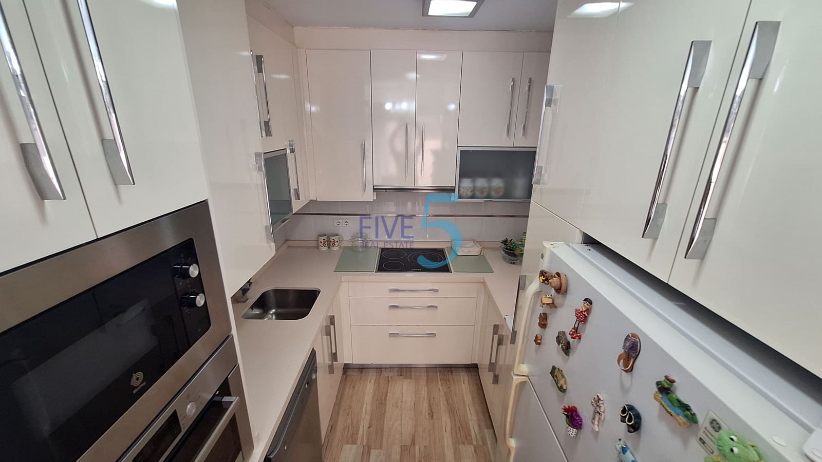 3 chambre Villa/Maison Semi-Mitoyenne à vendre à Guardamar del Segura avec piscine garage - 220 000 € (Ref: 10174248)