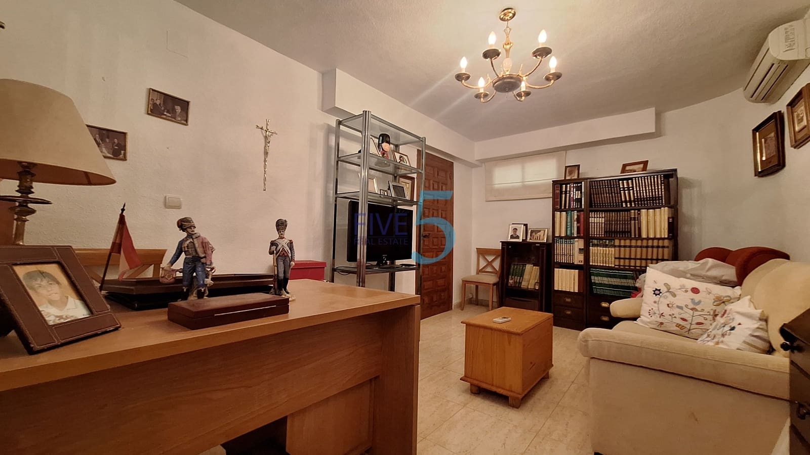 3 chambre Villa/Maison Semi-Mitoyenne à vendre à Guardamar del Segura avec piscine garage - 220 000 € (Ref: 10174248)