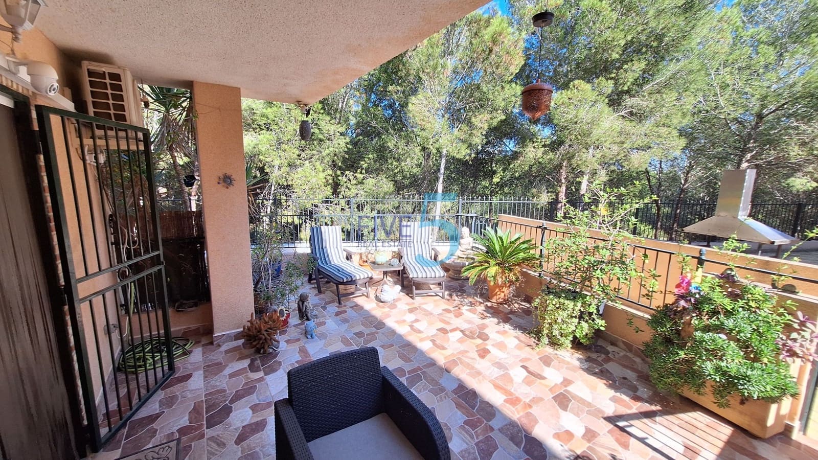Apartamento de 2 habitaciones en Algorfa en venta con piscina garaje - 215.000 € (Ref: 10175511)