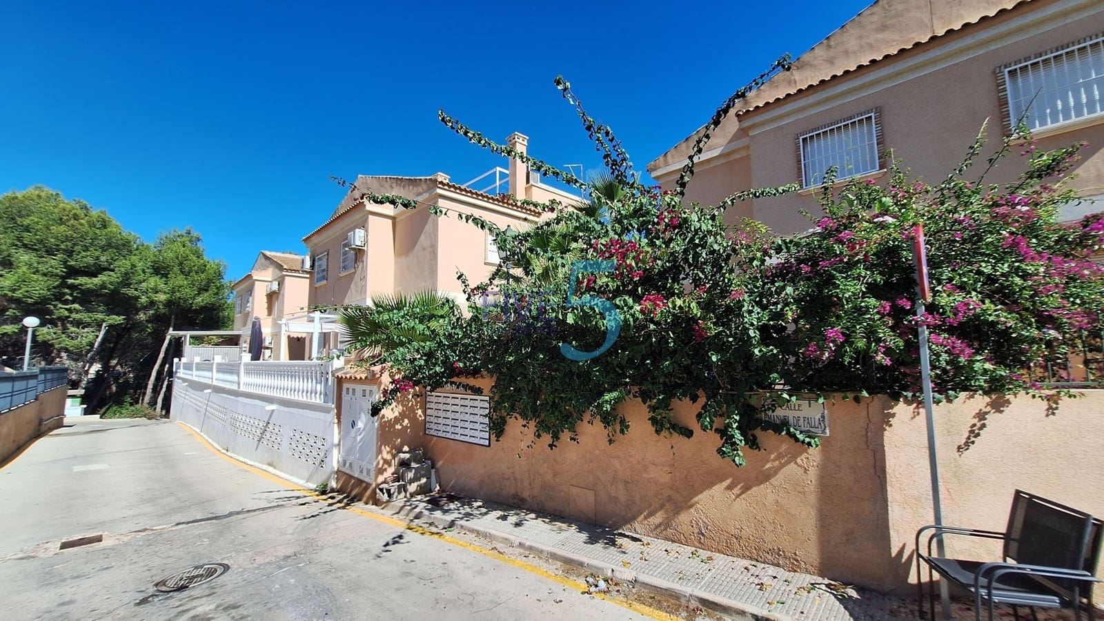 Apartamento de 2 habitaciones en Algorfa en venta con piscina garaje - 215.000 € (Ref: 10175511)