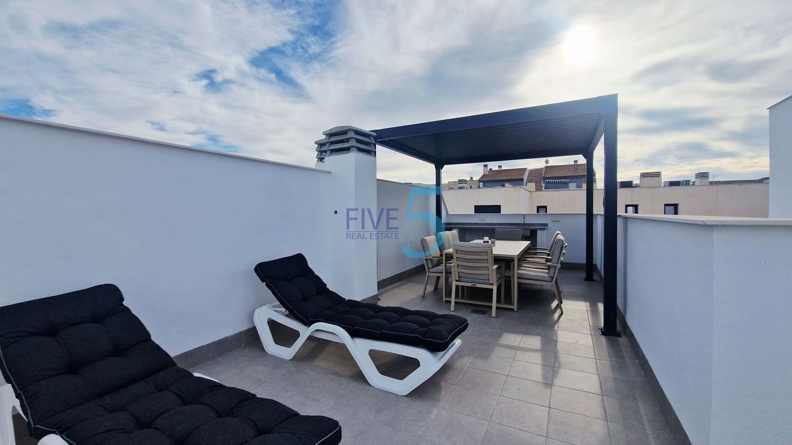 Casa de 3 habitaciones en San Javier en venta con piscina garaje - 395.000 € (Ref: 10175512)