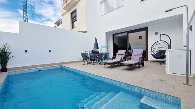 Casa de 3 habitaciones en San Javier en venta con piscina garaje - 395.000 € (Ref: 10175512)