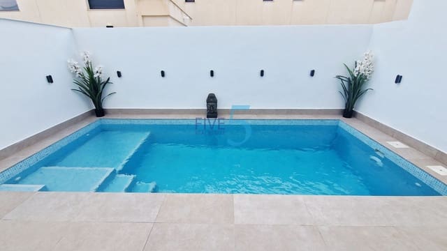Casa de 3 habitaciones en San Javier en venta con piscina garaje - 395.000 € (Ref: 10175512)