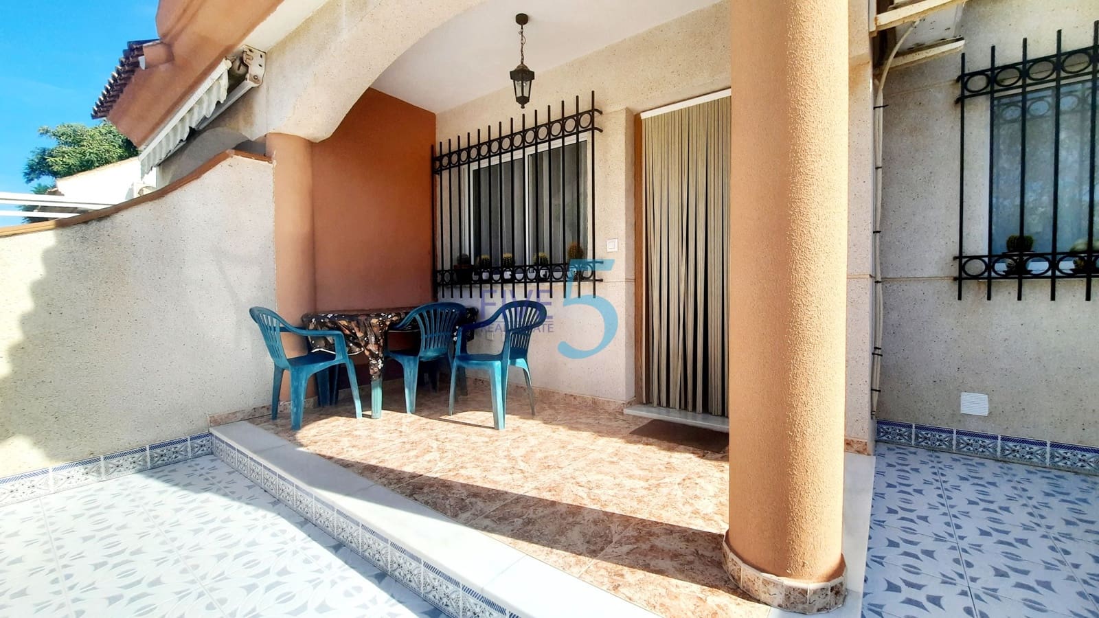 3 Zimmer Haus zu verkaufen in Los Alcazares mit Garage - 160.000 € (Ref: 10175513)