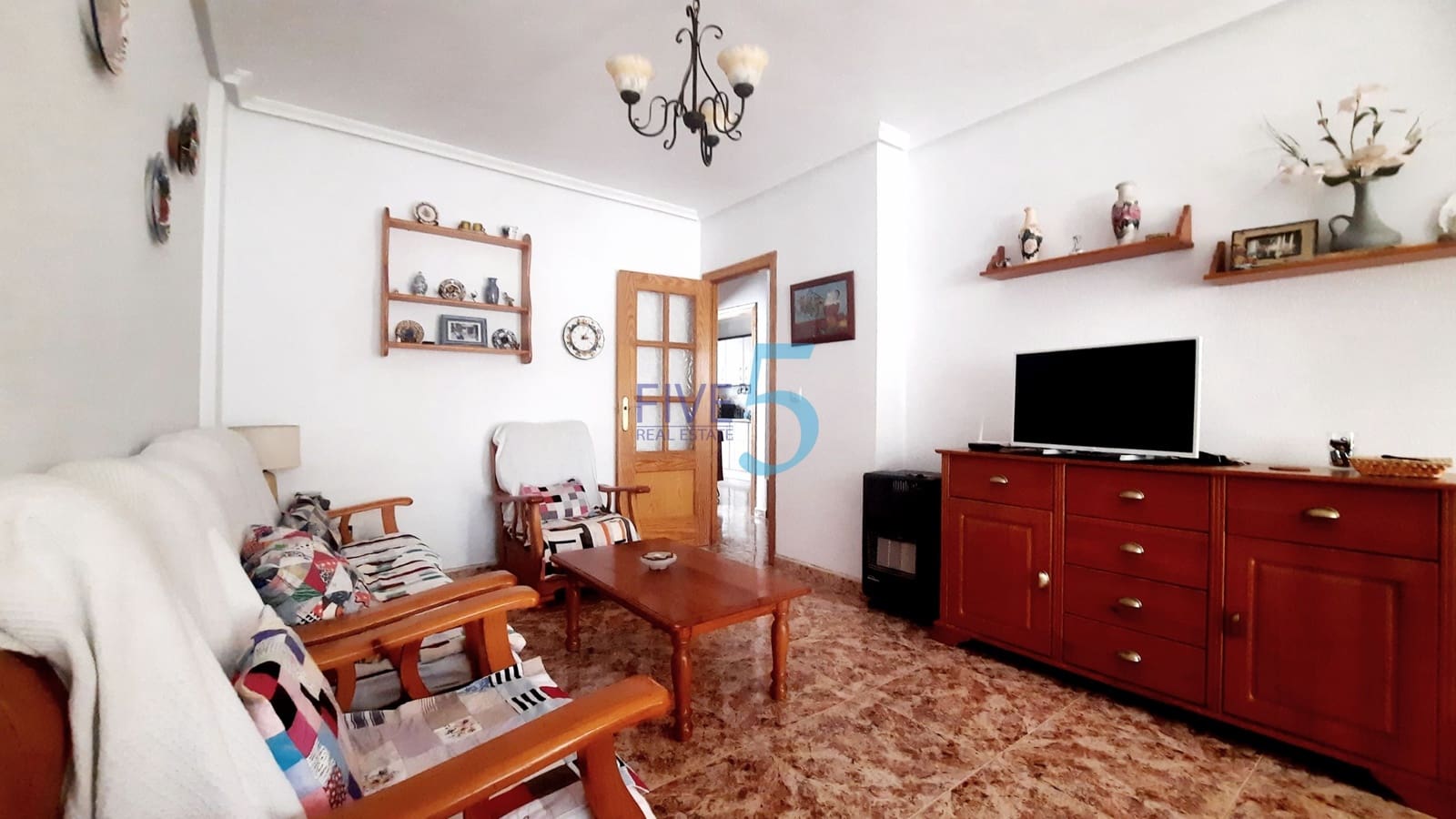 3 Zimmer Haus zu verkaufen in Los Alcazares mit Garage - 160.000 € (Ref: 10175513)