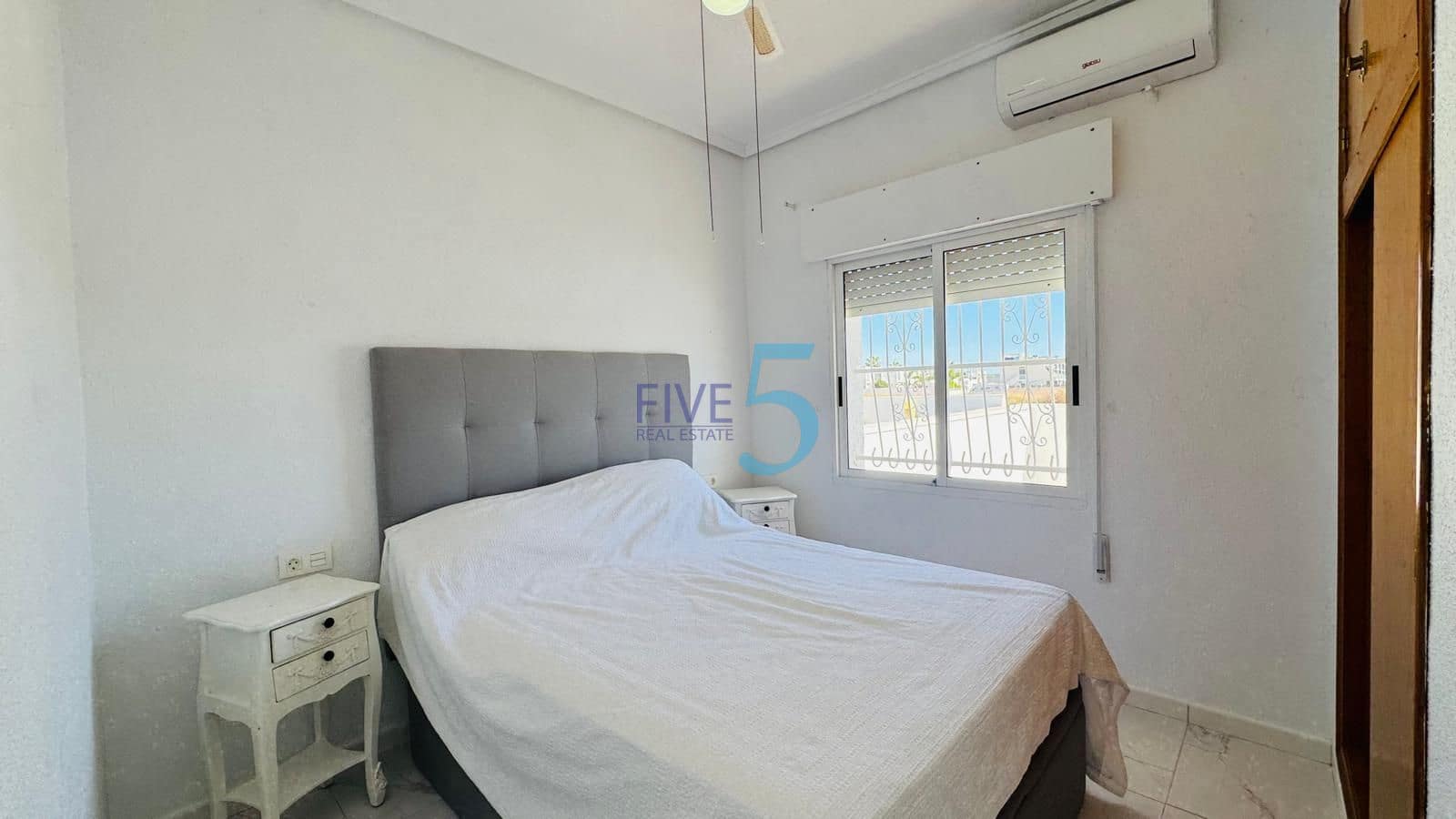 2 soverom Bungalow til salgs i Ciudad Quesada med svømmebasseng garasje - € 199 000 (Ref: 10176165)