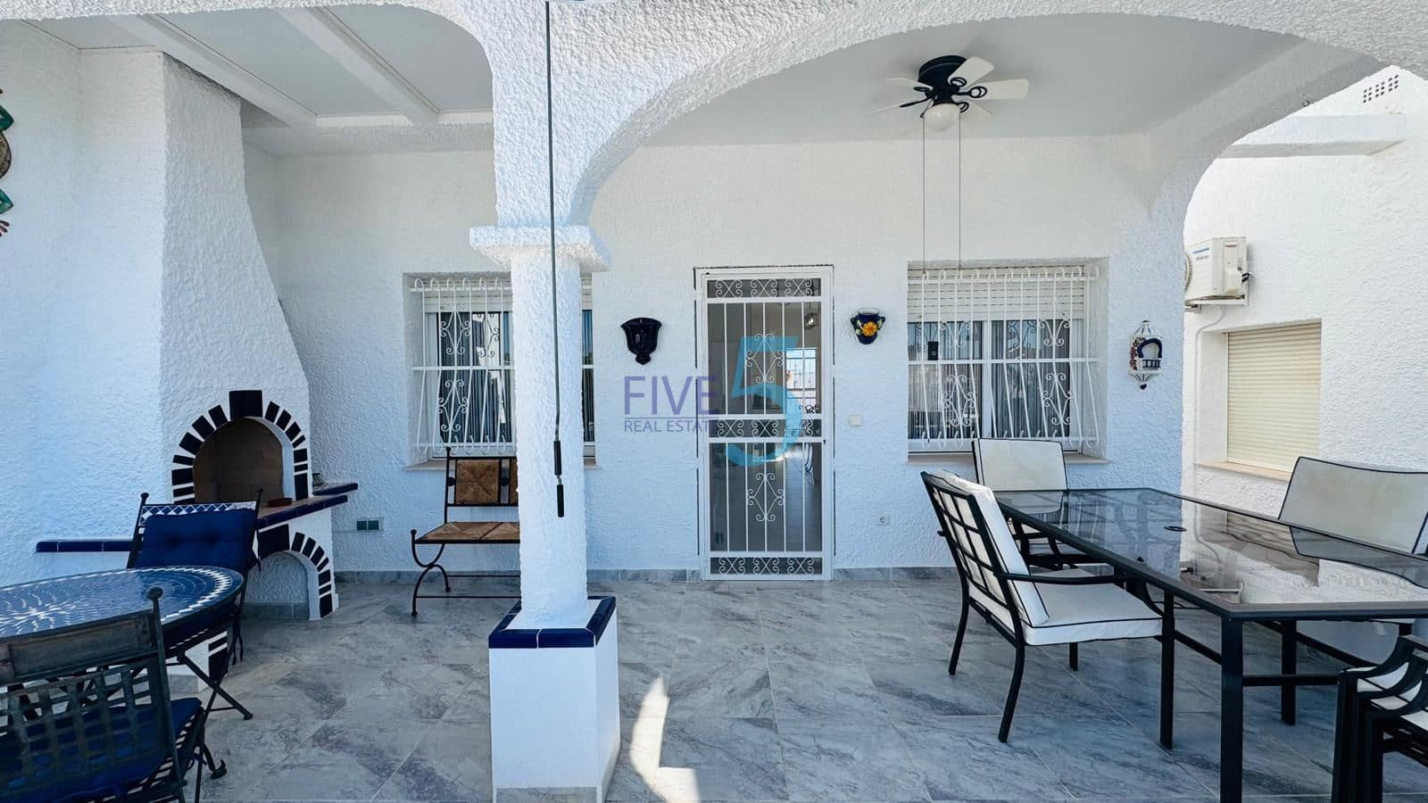 2 soverom Bungalow til salgs i Ciudad Quesada med svømmebasseng garasje - € 199 000 (Ref: 10176165)