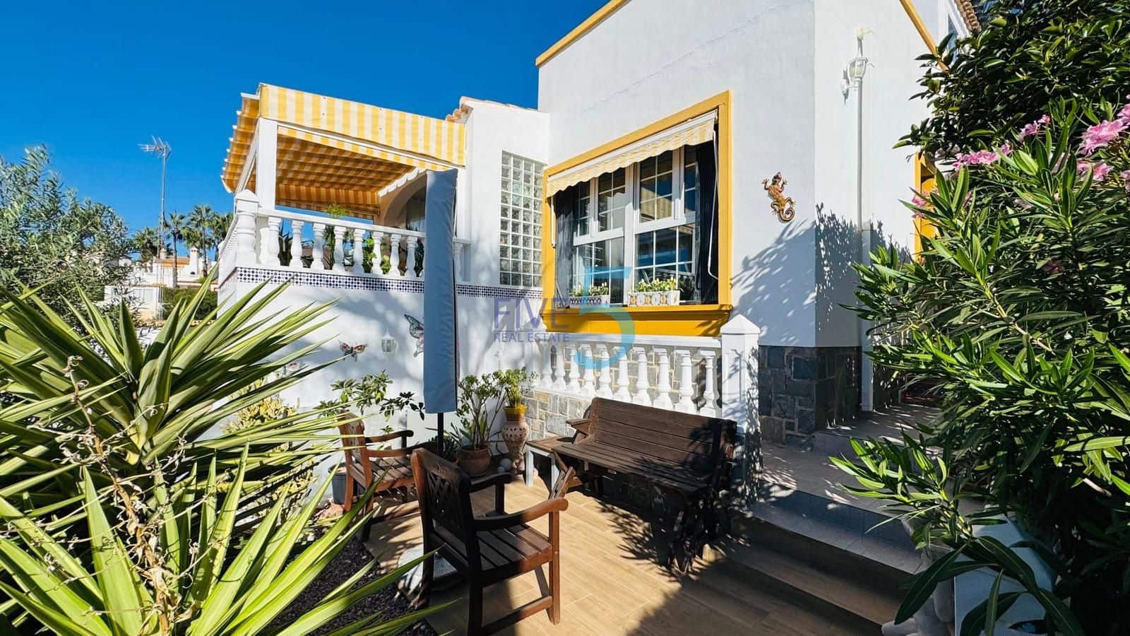 3 bedroom Villa for sale in Los Dolses with pool garage - € 480,000 (Ref: 10179719)