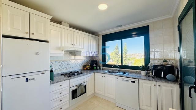 2 soverom Leilighet til salgs i Campoamor, Orihuela med svømmebasseng garasje - € 298 000 (Ref: 10182034)