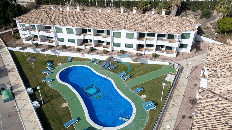 2 soverom Leilighet til salgs i Campoamor med svømmebasseng garasje - € 298 000 (Ref: 10182034)