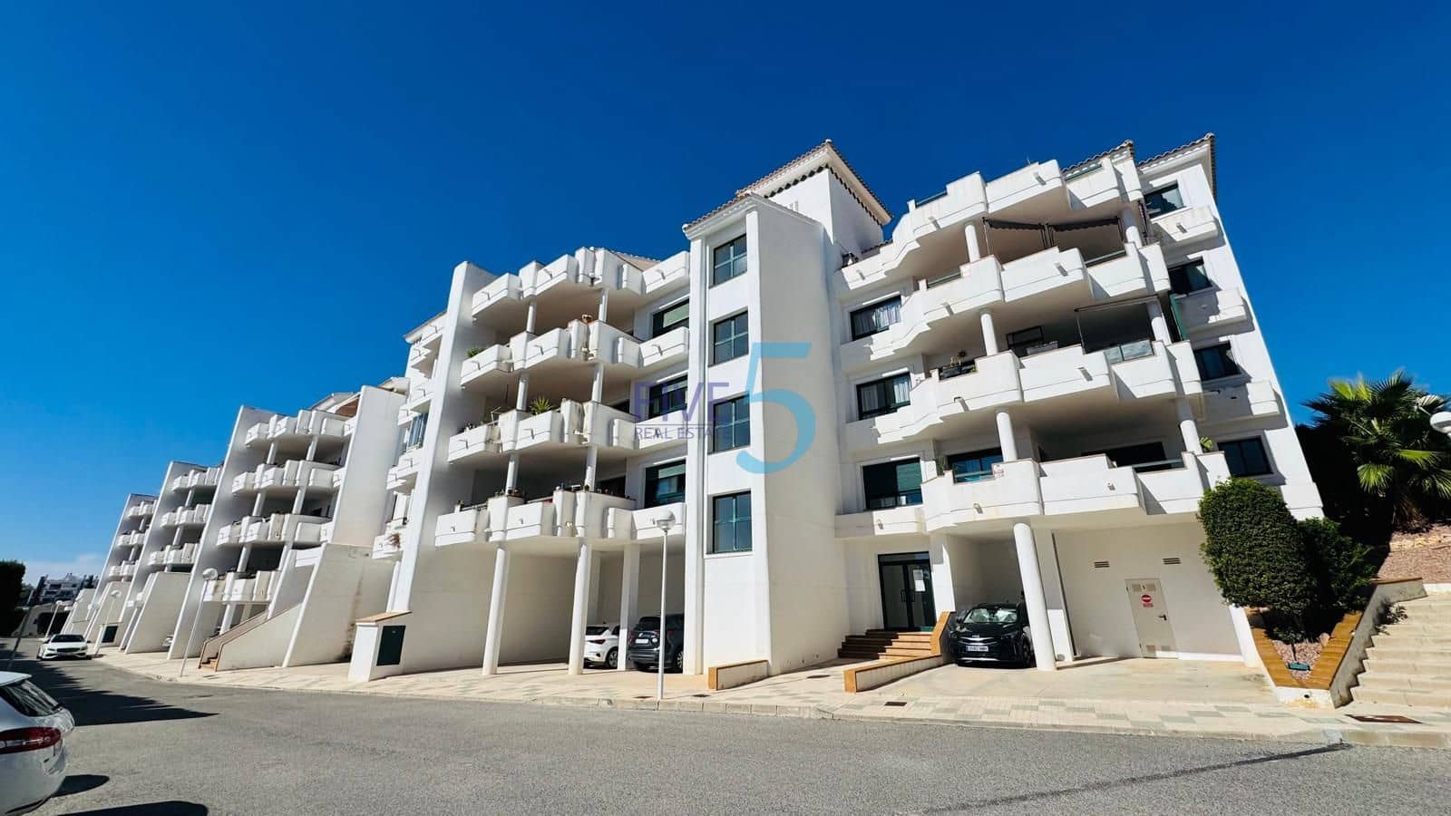 2 soverom Leilighet til salgs i Campoamor med svømmebasseng garasje - € 298 000 (Ref: 10182034)