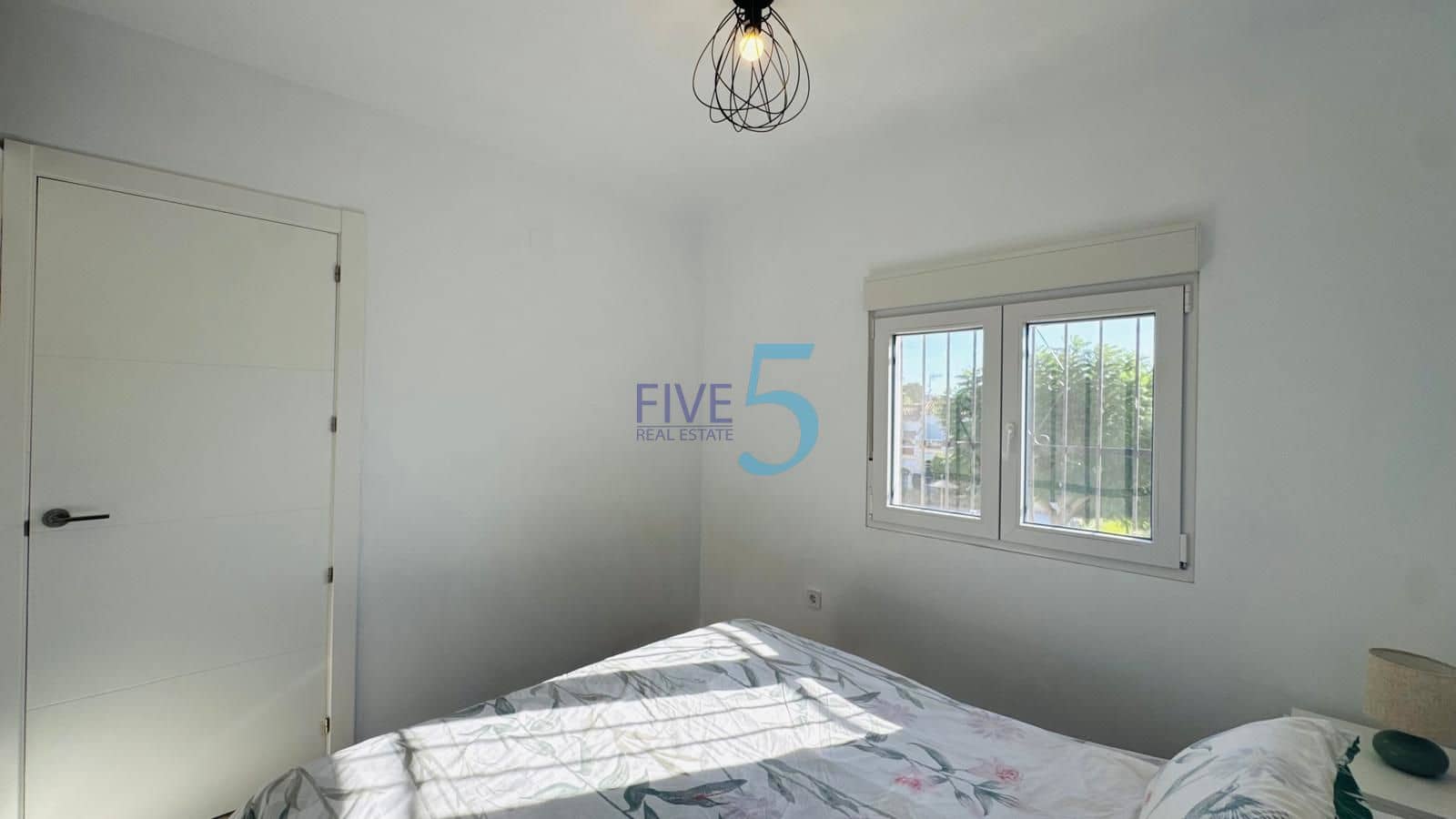 1 quarto Apartamento para venda em Villamartin com piscina garagem - 119 000 € (Ref: 10183538)