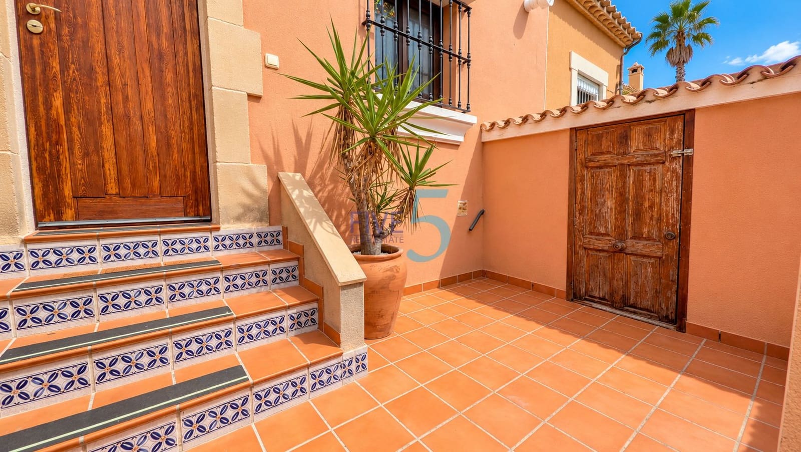 2 bedroom Townhouse for sale in Algorfa with pool garage - € 229,995 (Ref: 10183540)