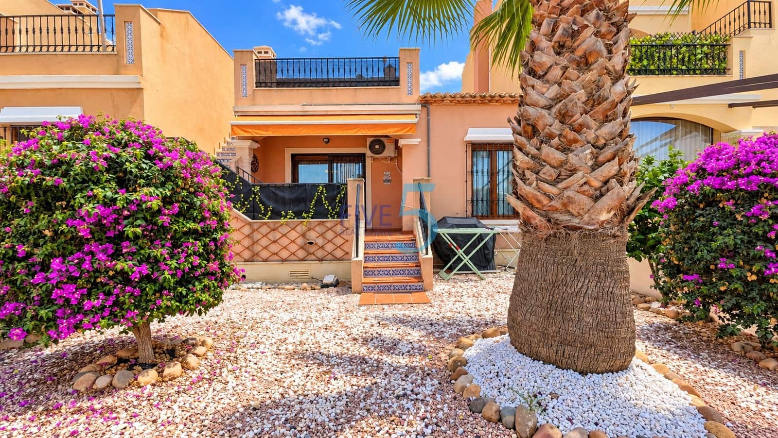 2 bedroom Townhouse for sale in Algorfa with pool garage - € 229,995 (Ref: 10183540)
