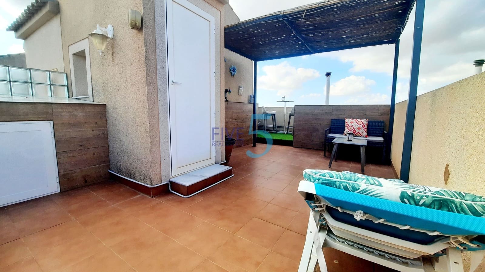 Casa de 2 habitaciones en Balsicas en venta - 130.000 € (Ref: 10185973)