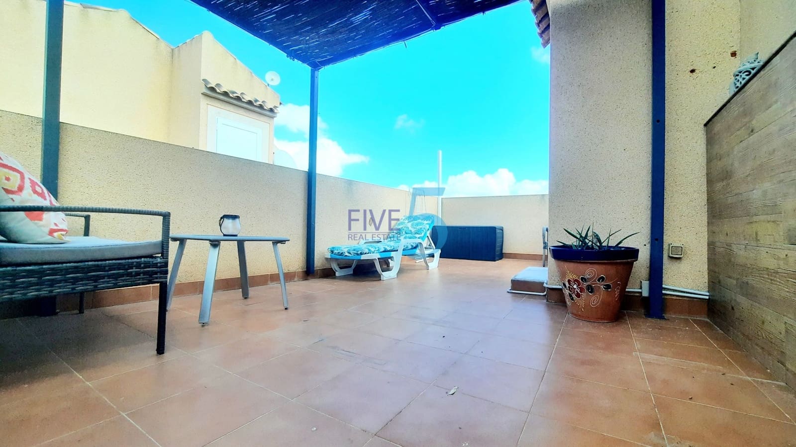 Casa de 2 habitaciones en Balsicas en venta - 130.000 € (Ref: 10185973)