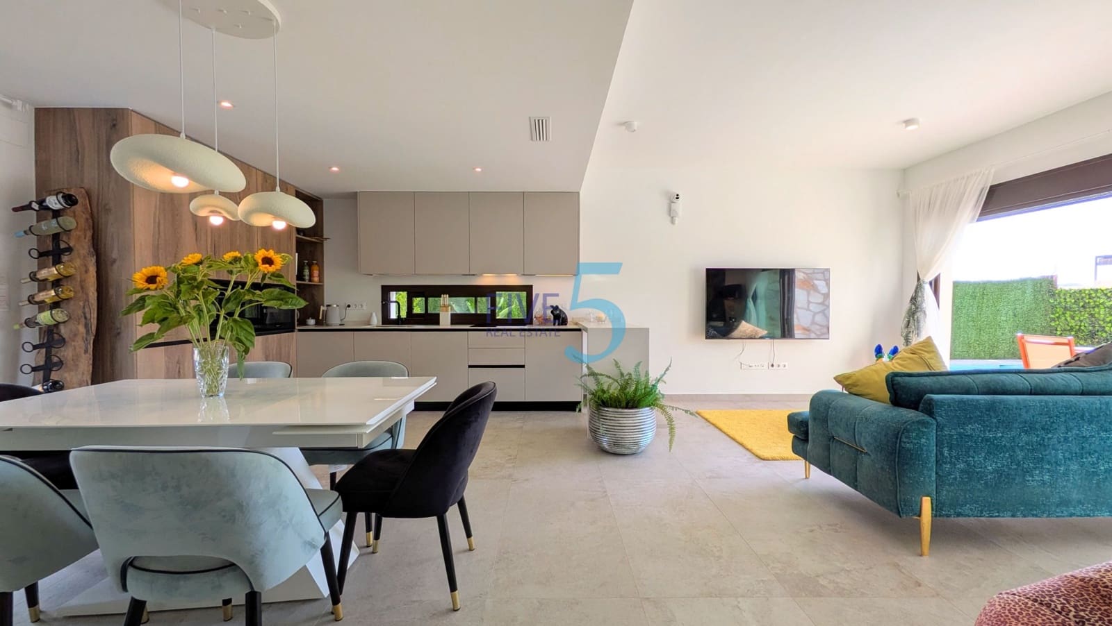 3 bedroom Villa for sale in Algorfa with pool garage - € 610,000 (Ref: 10185974)