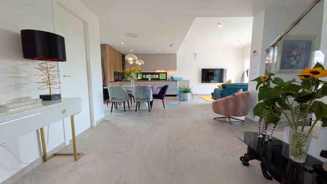 3 bedroom Villa for sale in Algorfa with pool garage - € 610,000 (Ref: 10185974)