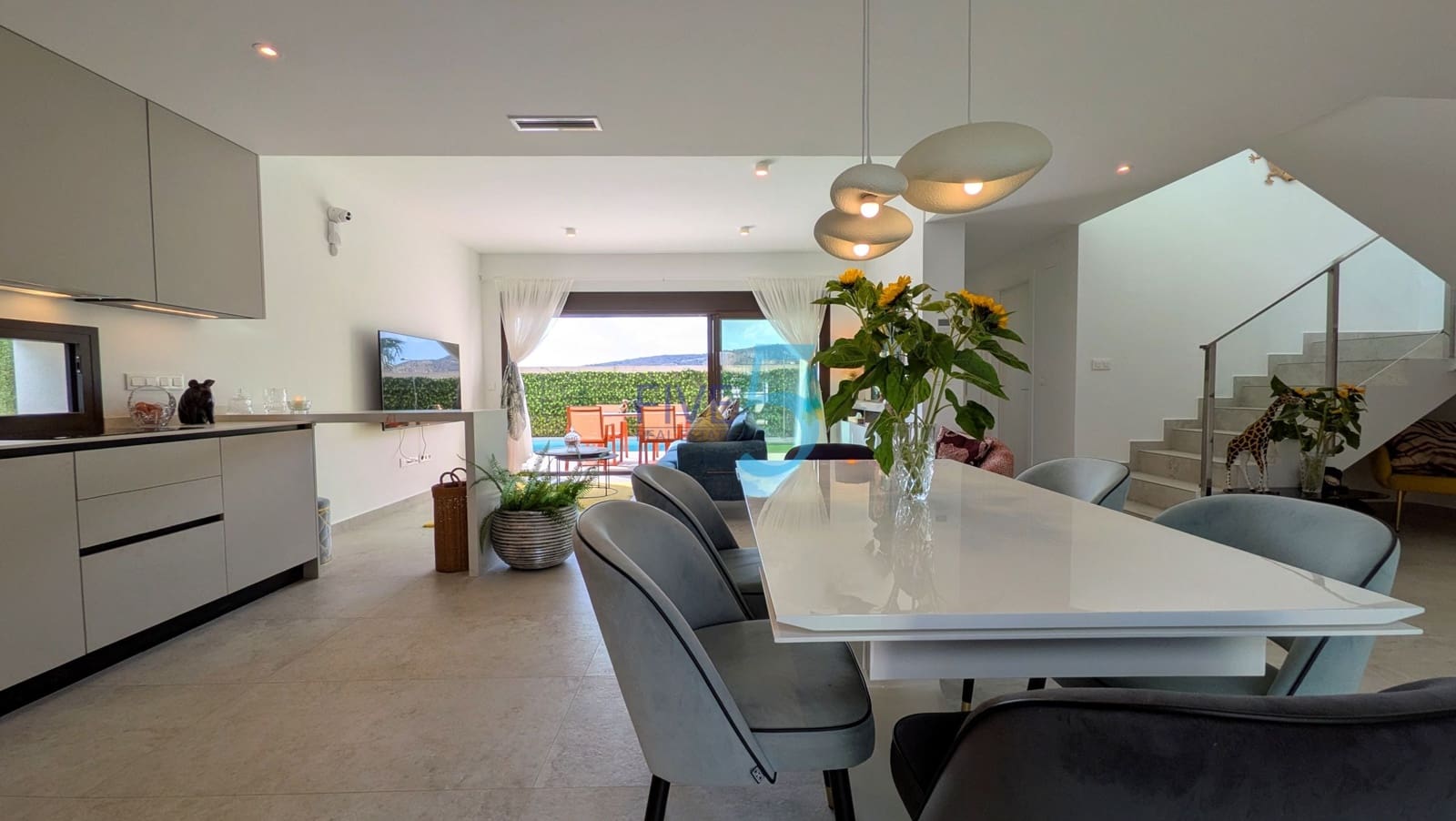 3 bedroom Villa for sale in Algorfa with pool garage - € 610,000 (Ref: 10185974)