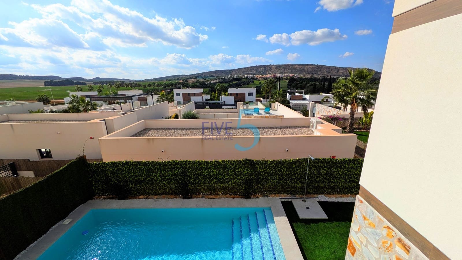 3 bedroom Villa for sale in Algorfa with pool garage - € 610,000 (Ref: 10185974)