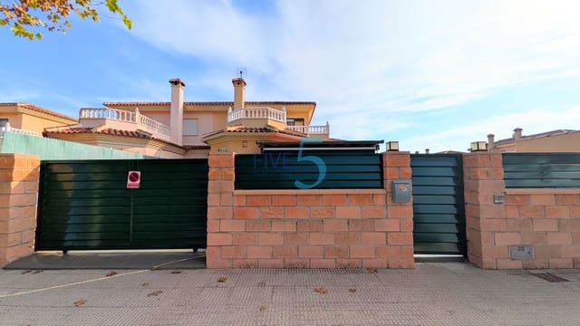 3 quarto Moradia Geminada para venda em Almoradí com piscina garagem - 249 995 € (Ref: 10187643)