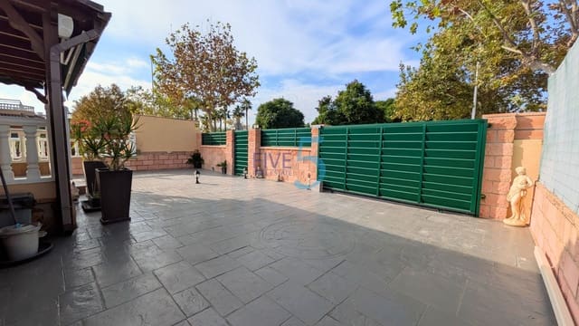 3 quarto Moradia Geminada para venda em Almoradí com piscina garagem - 249 995 € (Ref: 10187643)