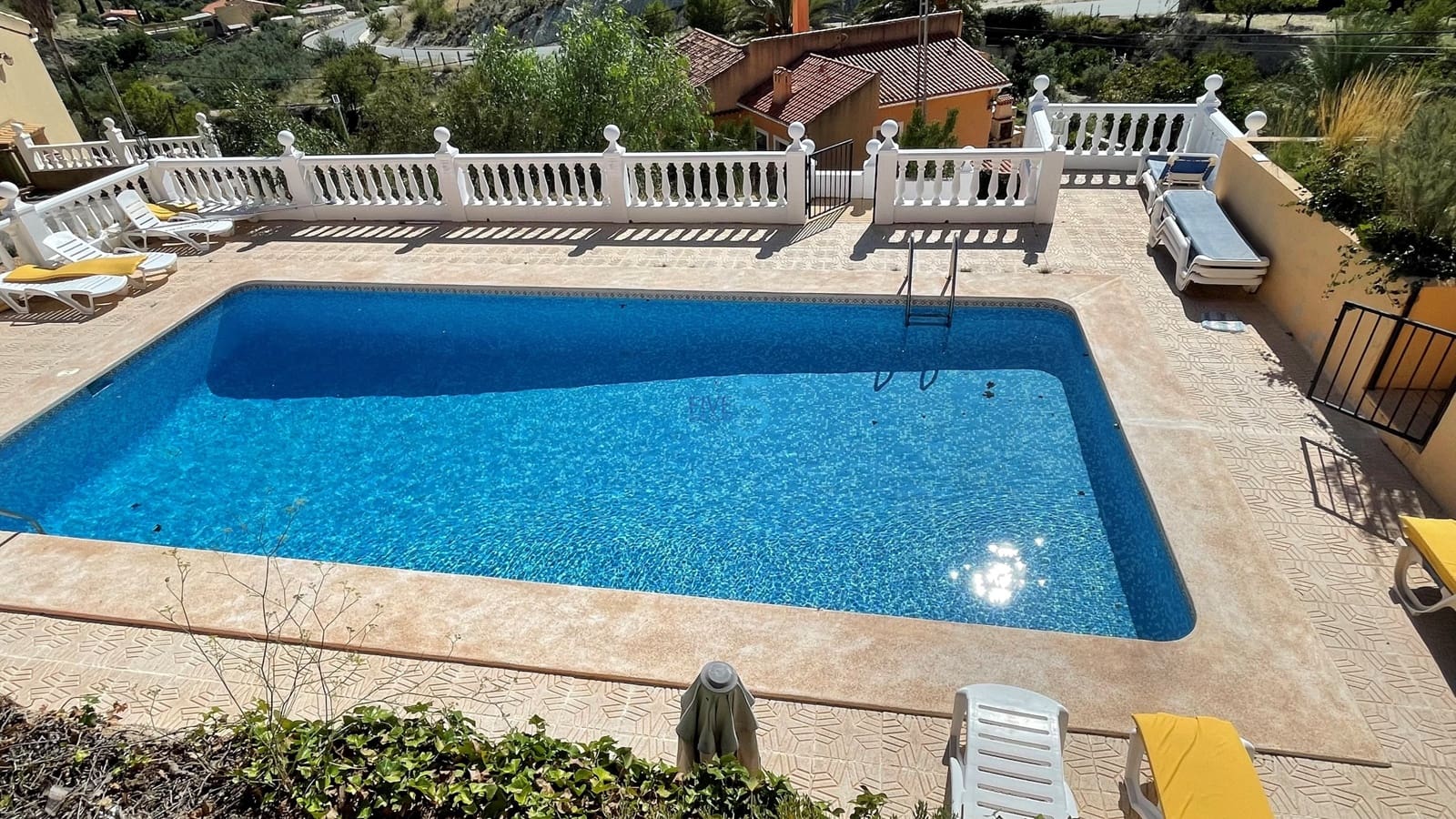 3 bedroom Townhouse for sale in Orxeta with pool garage € 180,000 (Ref 6205175)